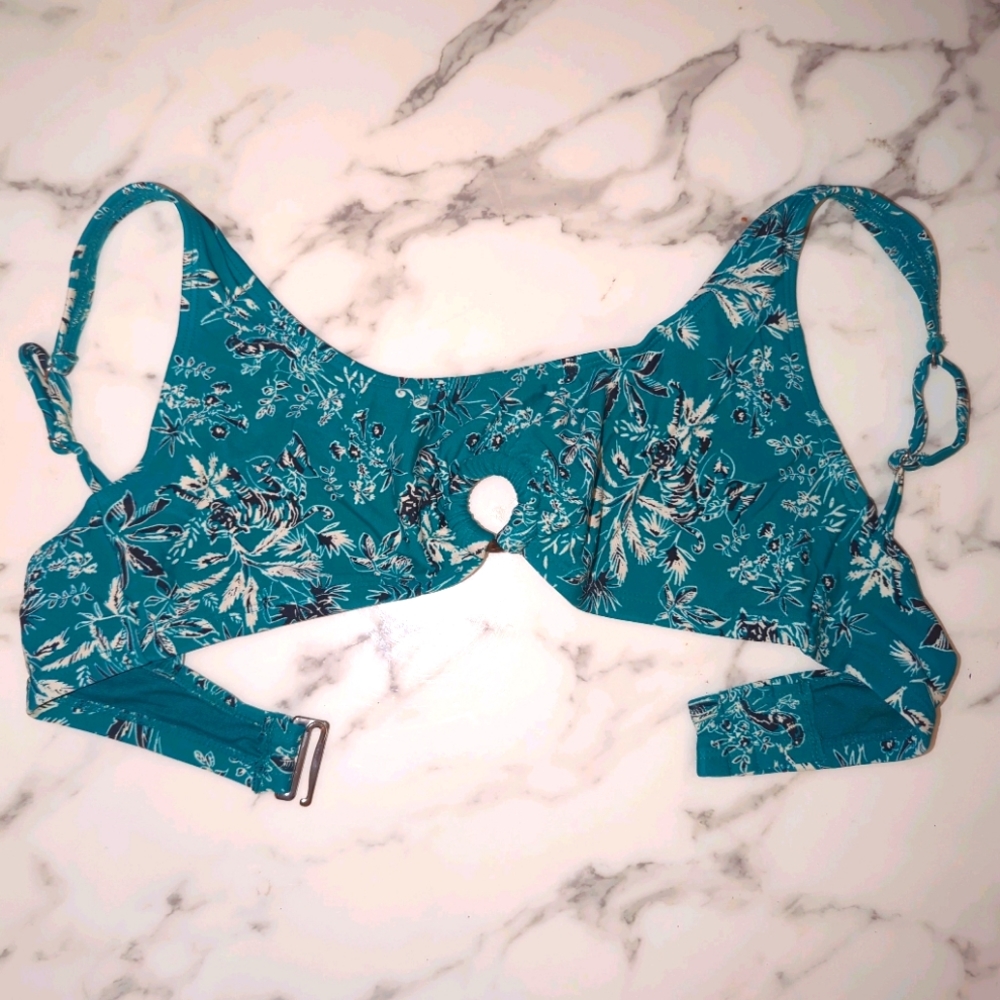 👙M Turquoise Teal Swimsuit Top